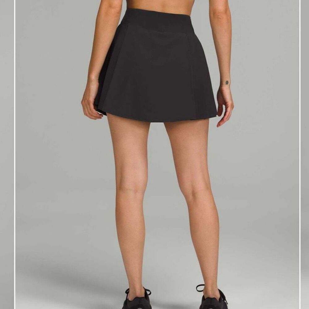 Lululemon Side-Pleat High-Rise Tennis Skirt Black Size 6 Skort - Picture 4 of 7